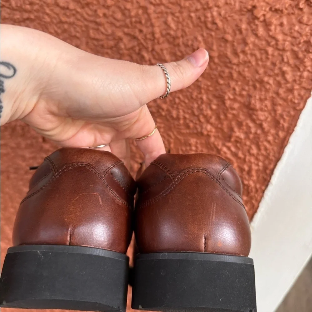 Men’s Instride Leather Dress Shoes Size 10.5 EUC Lace Up Thick Sole